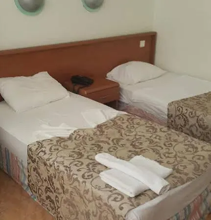 Hotel Europa Beach 3*