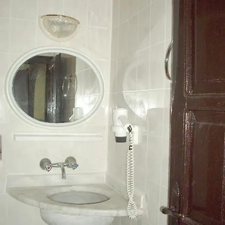 Europa Beach Hotel 3*