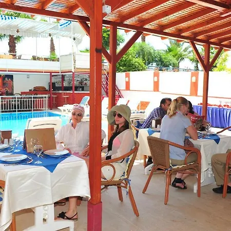 Hotel Europa Beach 3*
